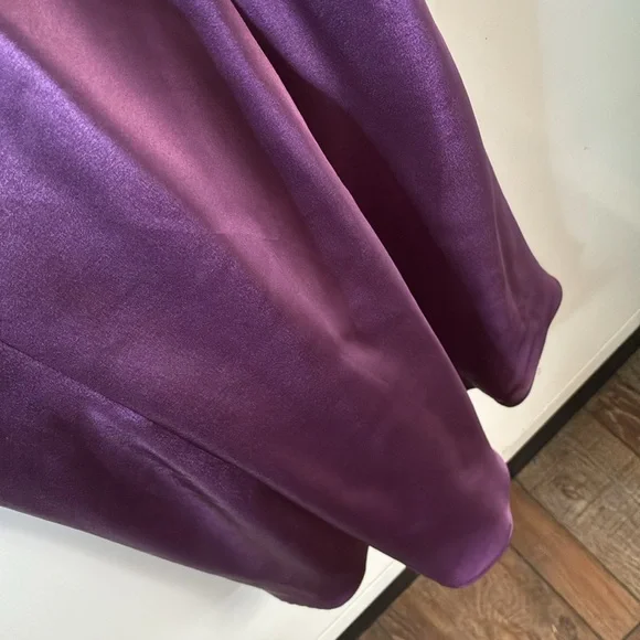 Inner Most sz S Elegant Purple Satin Nightgown euc - Picture 4 of 8